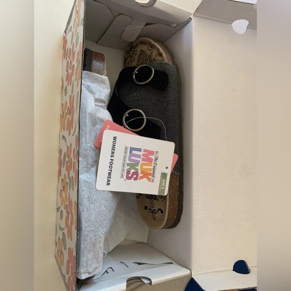 MUK LUKS Black Buckle-Accent Valerie Terra Turf Sandal Women Size 9 Women Sandal - Picture 2 of 13